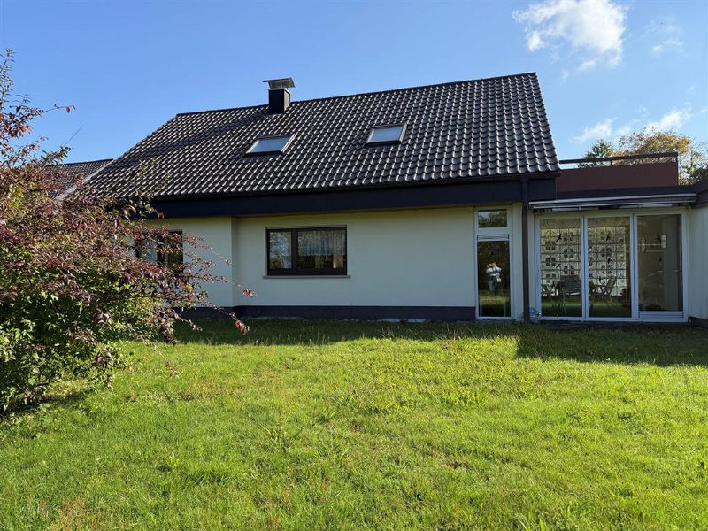 Familienwohntraum in Welzheim!
2-Fam-Wohnhaus mit großem Grundstück